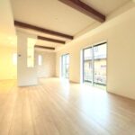 全居室南向きの明るい室内【津西2丁目　新築戸建】