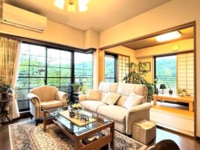 全室がバルコニーに面し、眺望・陽当たり良好【コスモ鎌倉台パークヒルズ　中古マンション】