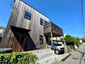 鎌倉高校前　海を見晴らせるアメリカンハウス【腰越1丁目　中古戸建】