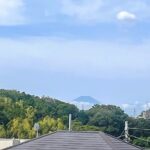 北鎌倉の高台　希少な「海軍通り」沿いに佇む全2棟【台　新築戸建】