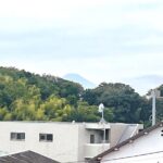 北鎌倉の高台　希少な「海軍通り」沿いに佇む全2棟【台　新築戸建】