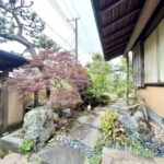 日本庭園、瓦屋根、広縁、床の間、青森ヒバ浴槽等　和の魅力溢れる平家邸宅【七里ガ浜東　中古戸建】