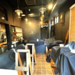 小町通りから脇道へ 落ち着いたエリアに佇む店舗【小町2丁目テナント 貸店舗】