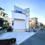 2025年10月完成 江ノ島電鉄線「鎌倉高校前」駅より徒歩9分【七里ガ浜2丁目 新築戸建】