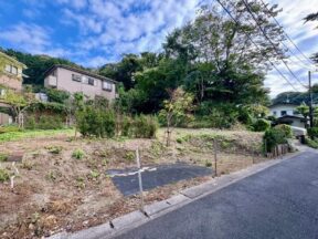 鶴岡八幡宮、小町通りへ徒歩圏内 建築条件なしの全2区画 【小町1丁目 土地】