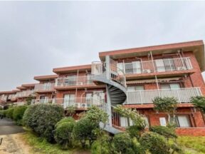 1階角住戸・LDK22帖超 由比ヶ浜海岸まで徒歩3分「トーア由比ガ浜マンション 中古マンション」