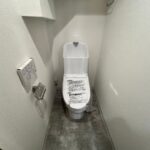 鶴岡八幡宮へ徒歩4分　戸建感覚のメゾネットタイプ「雪ノ下横小路ハイツ　中古マンション」