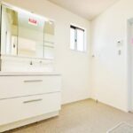 屋根、内外装、設備等、2025年にフルリフォーム済み【大町6丁目 中古戸建】