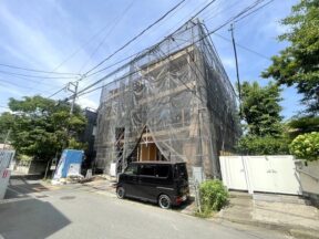 ★おすすめ★【長谷2丁目】由比ヶ浜海岸へ徒歩5分 収納スペース充実の大型プラン