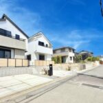 【逗子市久木】鎌倉逗子ハイランド内　LDK20帖・カースペース2台分あり